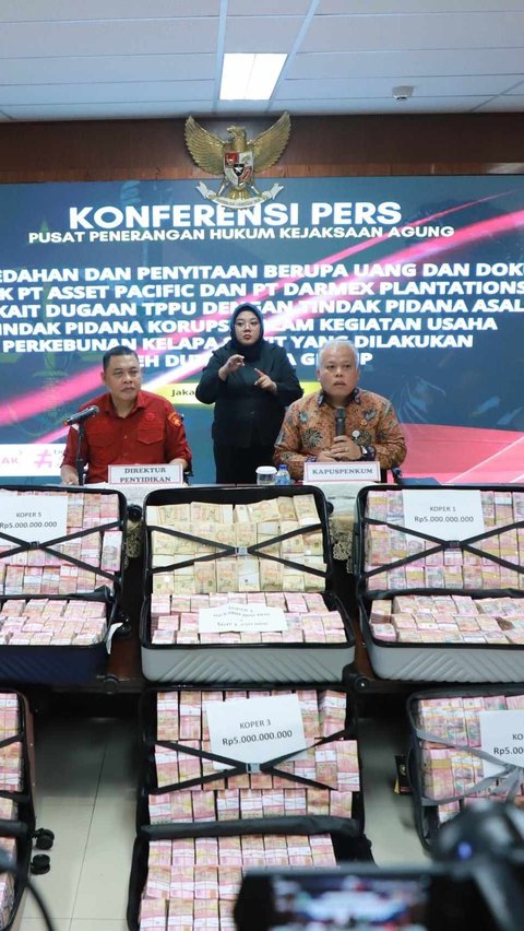 Kejaksaan Agung melakukan penggeledahan dan penyitaan barang bukti dari dua kantor milik PT Asset Pasific pada 1 dan 2 Oktober 20224