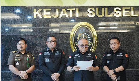 “EB melanggar ketentuan yang diatur dalam Dokumen Pemilihan mengenai pembuktian kualifikasi, yang seharusnya memeriksa dokumen kontrak asli dan berita acara serah terima pekerjaan,”