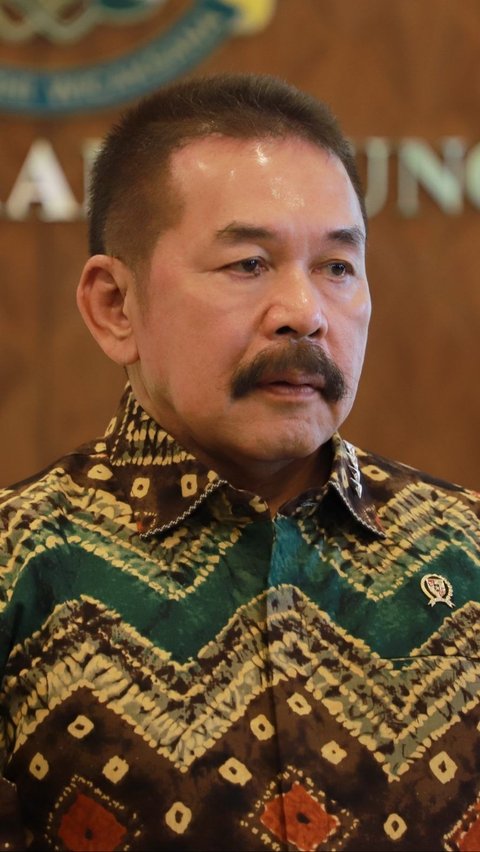 Jaksa Agung RI ST Burhanuddin menerima kunjungan Menteri Kehutanan RI Raja Juli Antoni pada Jumat 1 November 2024 di Gedung Utama Kejaksaan Agung, Jakarta