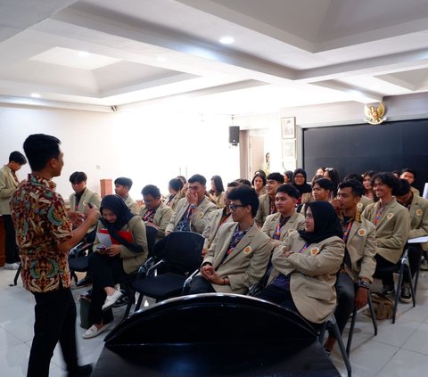 Mahasiswa FH UGM Office Tour Kejagung