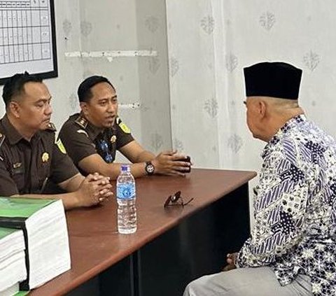 Kejari Indramayu Terima Pelimpahan Tersangka APRG dan Barang Bukti (Tahap II) dalam Perkara Pencucian Uang