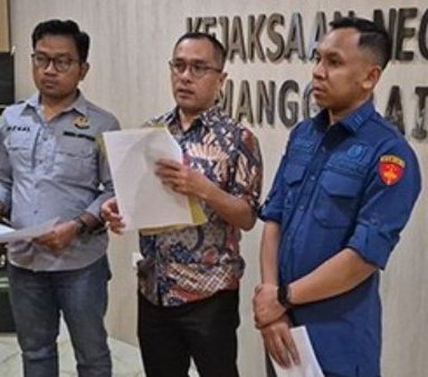 Kejari Manggarai NTT tetapkan tersangka perkara tempat pembuangan sampah non-organik dengan kerugian negara diperkirakan mencapai Rp1,29 miliar