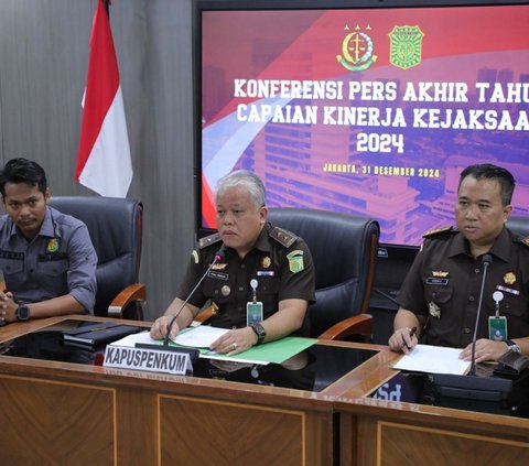 Kejaksaan Agung menggelar Konperensi Pers Akhir Tahun Capaian Kinerja Kejaksaan 2024 di Jakarta, Selasa, 31 Desember 2024