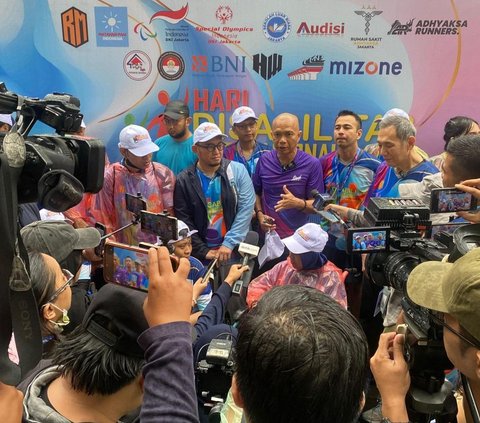 Adhyaksa Runner rayakan solidaritas dan inklusi melalui olahraga bagi penyandang disabilitas dalam rangka memperingati Hari Disabilitas Internasional tahun 2024 di TMII pada Sabtu, 7 Desember 2024