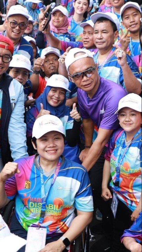 Adhyaksa Runner rayakan solidaritas dan inklusi melalui olahraga bagi penyandang disabilitas dalam rangka memperingati Hari Disabilitas Internasional tahun 2024 di TMII pada Sabtu, 7 Desember 2024