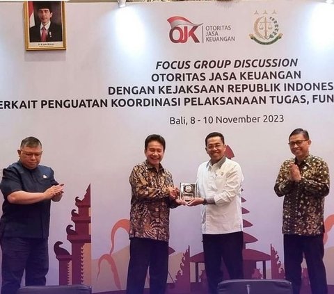 Wakil Jaksa Agung, Dr. Sunarta, berharap sinergi antara Kejaksaan dan Otoritas Jasa Keuangan (OJK) terus terjalin. Menurut dia, sinergi kedua lembaga dapat mendorong penguatan dan penegakan hukum yang efektif serta turut berkontribusi mendorong pembangunan nasional.