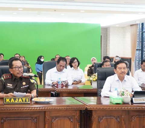 Wakajati Riau Dampingi Direktur B JAM-Intelijen Kejaksaan Agung Tinjau Posko Perwakilan Kejaksaan