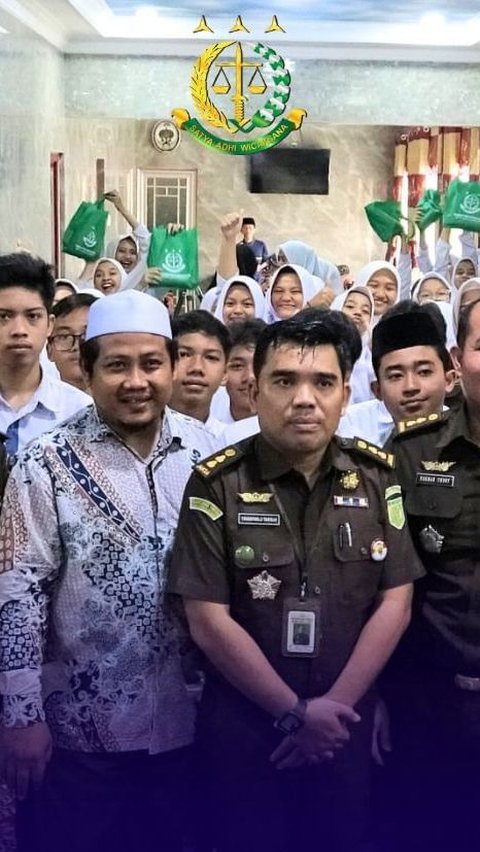 Kejaksaan Tinggi Sumatera Utara (Kejati Sumut) menggelar Jaksa Masuk Pesantren di Pesantren Al-Kautsar Al-Akbar, Jalan Pelajar Ujung, Kecamatan Medan Denai, Selasa 20 Februari 2024.