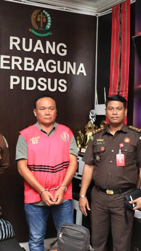 Jadi Tersangka Korupsi Rp2,5 Miliar, Kontraktor Pembangunan Pasar Langgur Ditangkap Kejati Maluku Saat Turun dari Pesawat