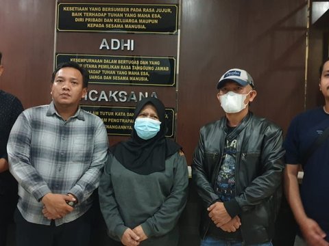 Tim Tabur Kejagung Tangkap Buronan Kasus Penipuan Batangan Emas Fiktif