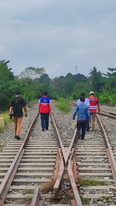 Kejaksaan Agung, melalui Tim Jaksa Penyidik pada Direktorat Penyidikan Jaksa Agung Muda Bidang Tindak Pidana Khusus (JAM PIDSUS), terus mengusut kasus dugaan korupsi pembangunan jalur kereta Besitang-Langsa. Pada Rabu 13 Maret 2024, Tim Penyidik memeriksa seorang saksi.