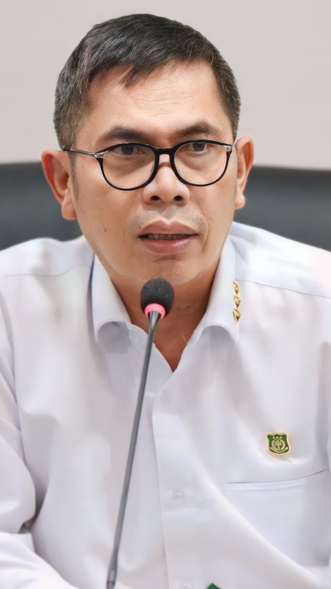 Jaksa Agung RI melalui Jaksa Agung Muda Tindak Pidana Umum (JAM-Pidum) Dr. Fadil Zumhana menyetujui 24 permohonan penghentian penuntutan berdasarkan keadilan restoratif, Senin 6 Mei 2024. Penuntutan para tersangka itu dihentikan dengan berbagai alasan.