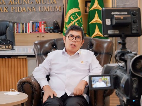 Jaksa Agung RI melalui Jaksa Agung Muda Tindak Pidana Umum (JAM-Pidum) Dr. Fadil Zumhana menyetujui 24 permohonan penghentian penuntutan berdasarkan keadilan restoratif, Senin 6 Mei 2024. Penuntutan para tersangka itu dihentikan dengan berbagai alasan.