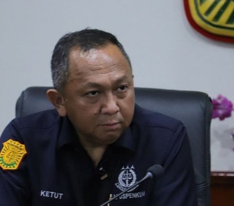 Direktur PT Gerbang Cahaya Utama Diperiksa Penyidik, Usut Kasus Impor Gula Kemendag