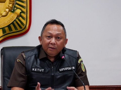 Kepala Pusat Penerangan Hukum Ketut Sumedana