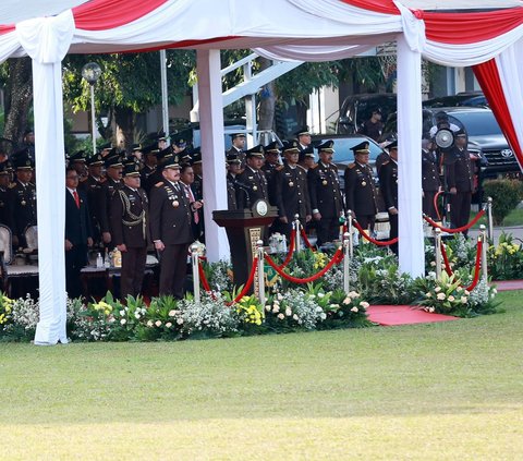 Potret Upacara Peringatan Hari Bhakti Adhyaksa ke-64 Tahun 2024 di Badiklat Kejaksaan RI