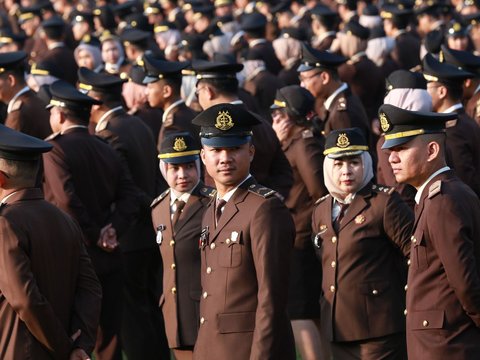 Kejaksaan RI menggelar upacara peringatan Hari Bhakti Adhyaksa ke-64 di Badiklat.