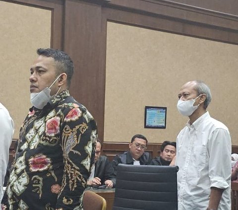 Vonis terhadap delapan terdakwa kasus tindak pidana korupsi pertambangan ore nikel pada wilayah Izin Usaha Pertambangan (IUP) PT. Antam Tbk di Blok Mandiodo, Sulawesi Tenggara, telah dibacakan oleh majelis hakim Pengadilan Tindak Pidana Korupsi pada Pengadilan Negeri Jakarta Pusat, Kamis 25 April 2024.