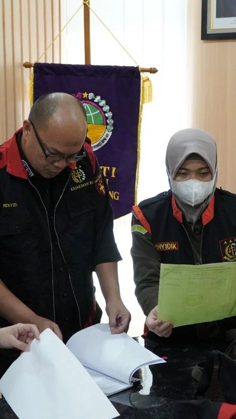 Kejati Sumsel geledah kantor BPN dan Bapenda Kota Palembang