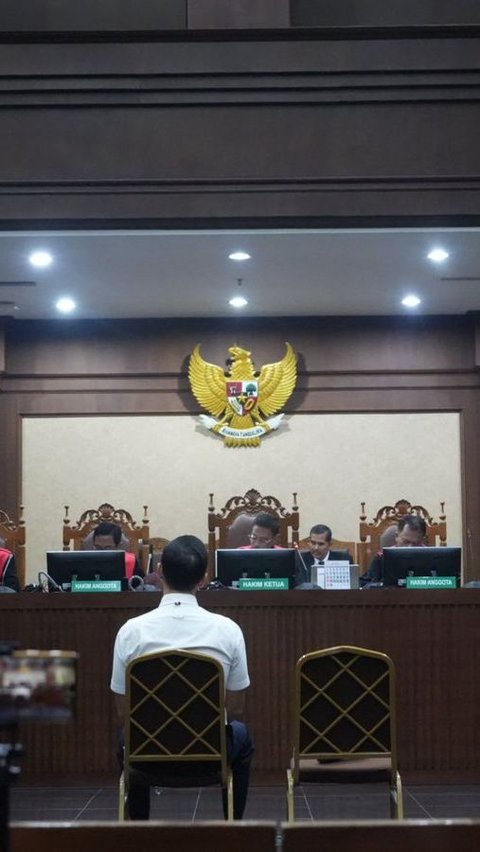 Harvey Meis jalani sidang perdana