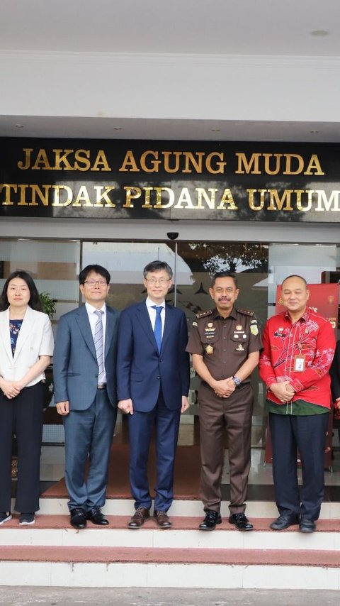 JAM-Pidum Terima Kunjungan Kehormatan Jajaran MOLEG Korea Selatan di Kejaksaan Agung